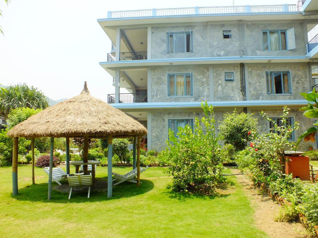 Hotel Greenland Pokhara Extérieur photo