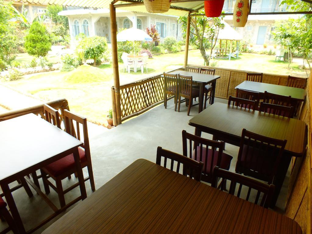 Hotel Greenland Pokhara Extérieur photo